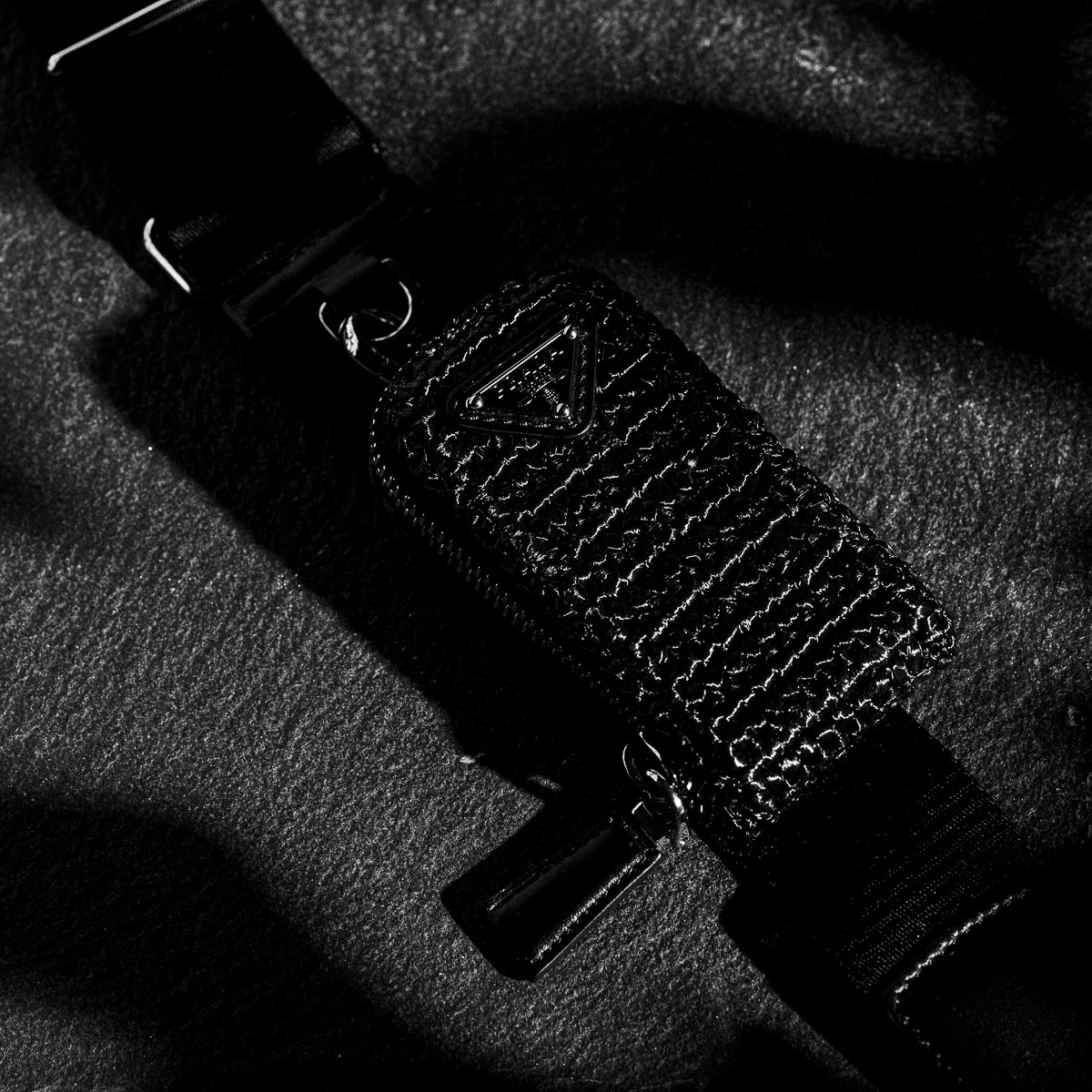 Сумка-мешочек Prada Triangle Bag