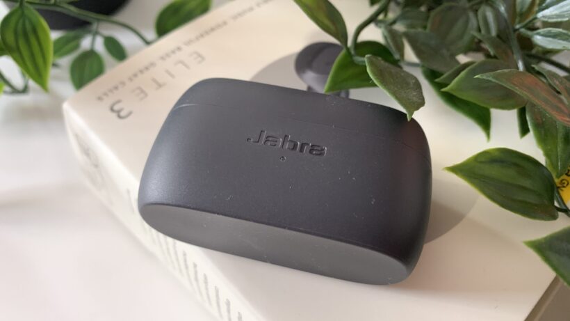 Чехол для Jabra Elite 3