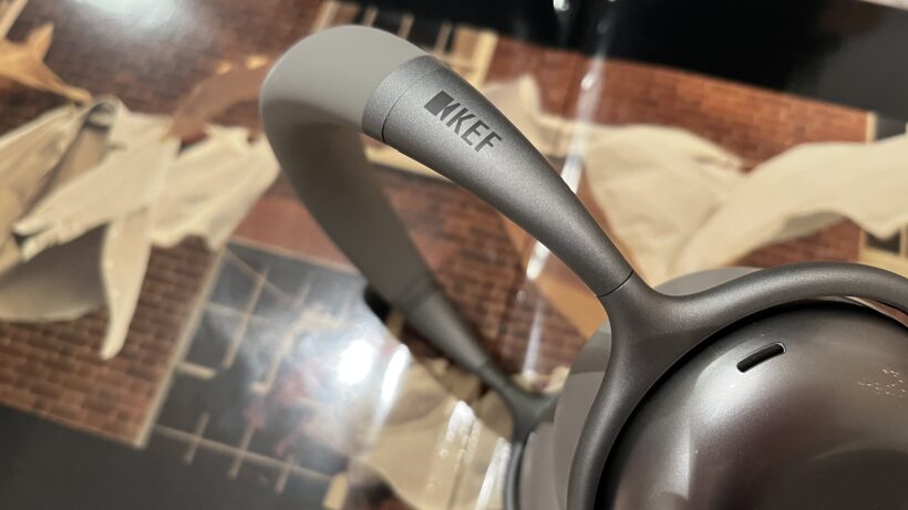 Конструкция оголовья KEF Mu7