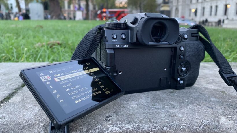 Дисплей Fujifilm X-H2S
