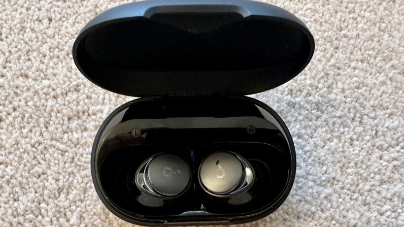 Открытый чехол для Anker Soundcore Space A40