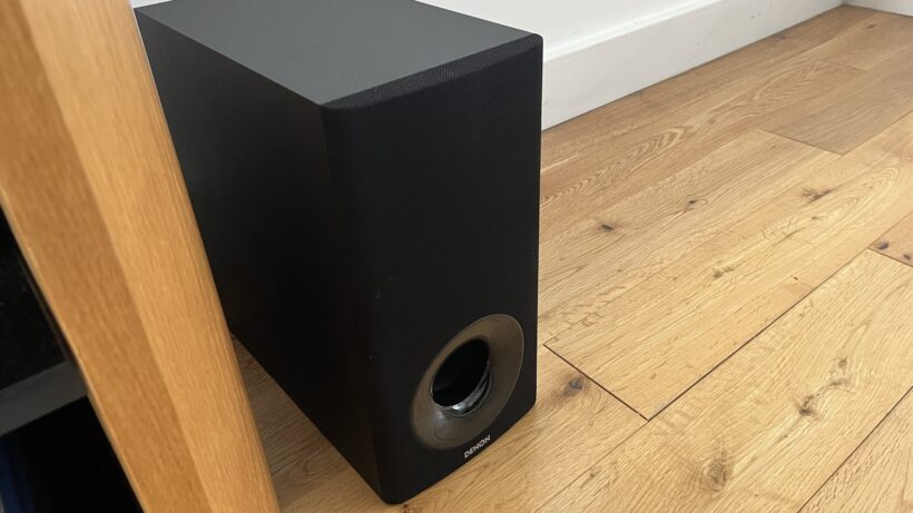 Сабвуфер Denon DHT-S316