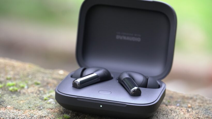 Распаковка чехла для OnePlus Buds Pro 2