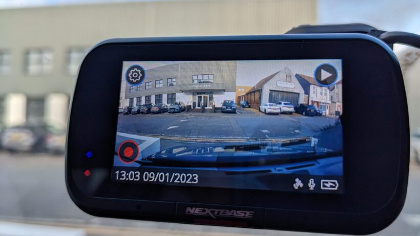 Установлен Nextbase 422GW