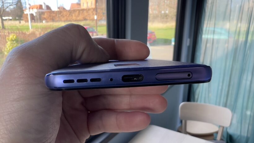 Обзор Motorola Edge 30 Neo — фото 10
