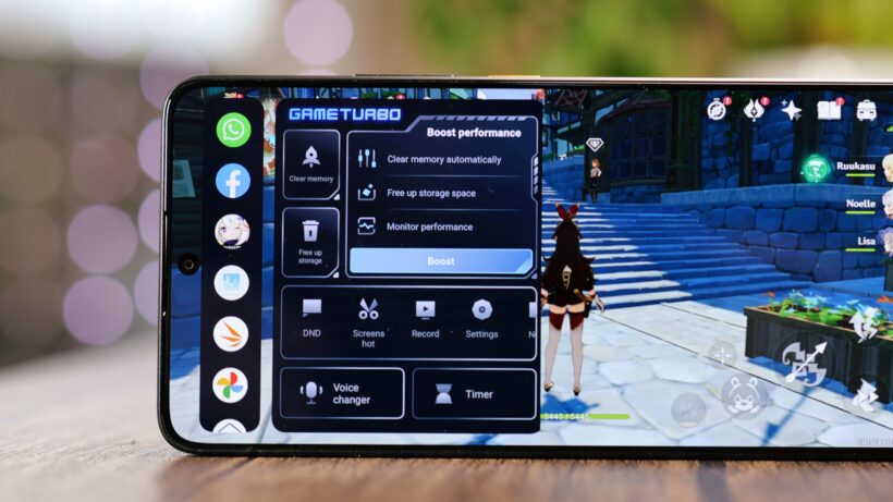 Оверлей GameTurbo на смартфоне Poco X6 Pro, демонстрирующий работу функции GameTurbo во время игры.