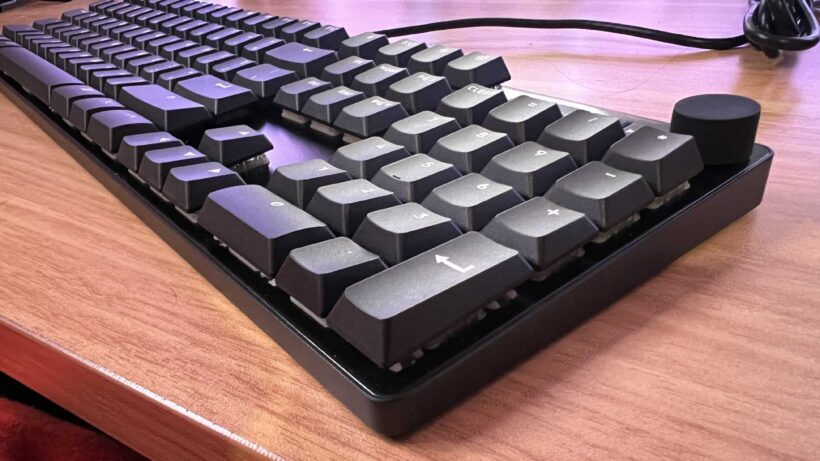 Вид под углом на клавиши клавиатуры Das Keyboard MacTigr.
