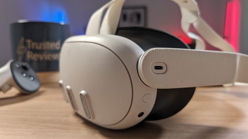 Порт зарядки USB-C на Meta Quest 3