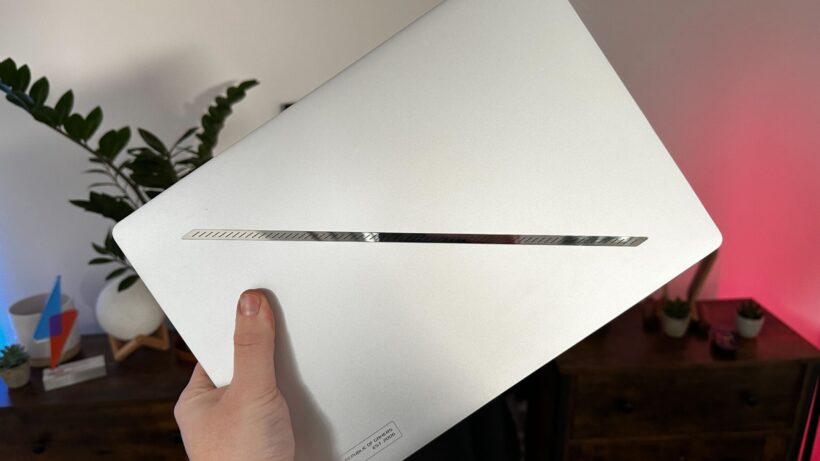 Asus ROG Zephyrus G14 (2024) в закрытом виде