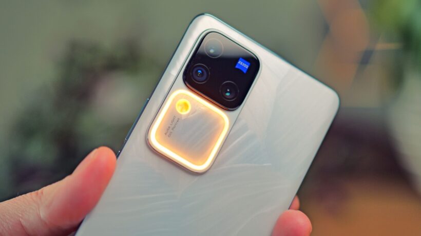 Vivo V30 Pro Aura Light: крупный план