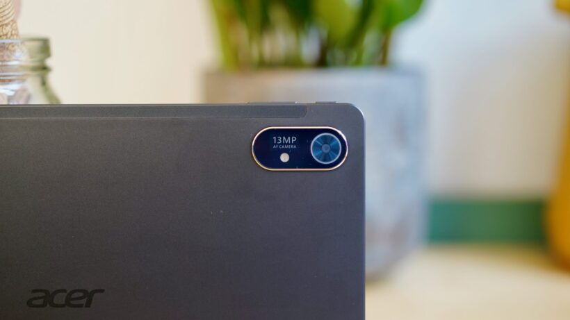 Камера Acer Iconia Tab P11