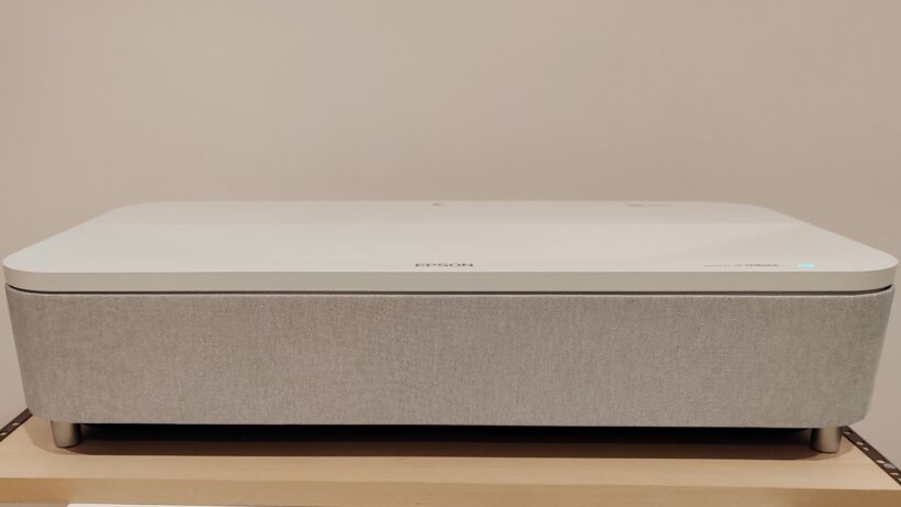 Вид на принтер Epson LS800 спереди