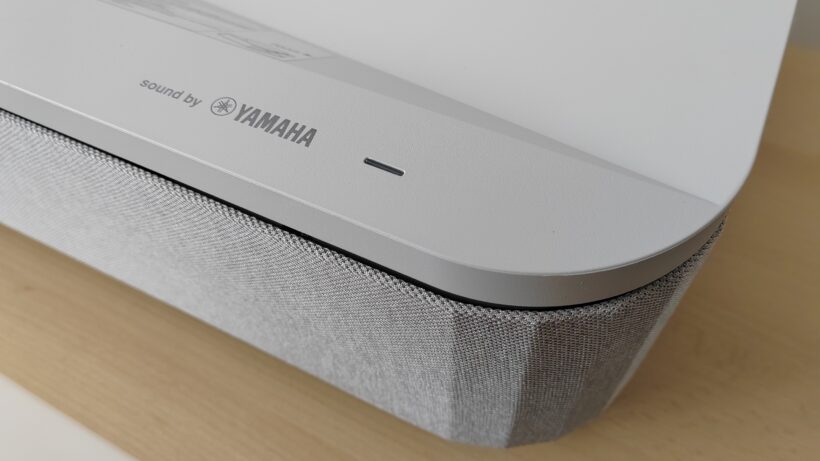 Epson EH-LS800 с аудиосистемой Yamaha