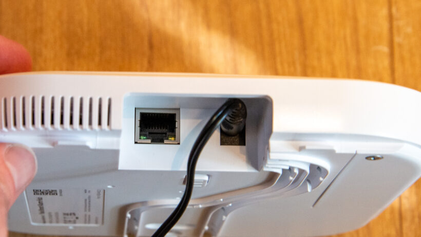 Порты шлюза Yale Smart Alarm