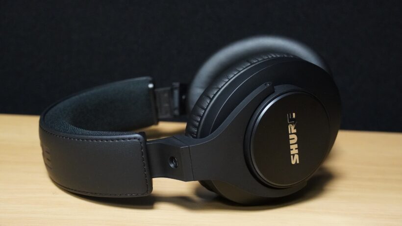 Shure SRH440 — вид сбоку