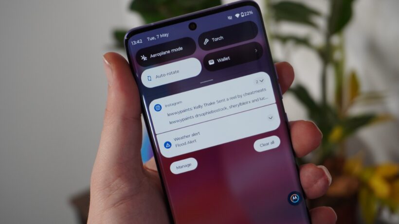 Панель уведомлений на Motorola Edge 50 Pro